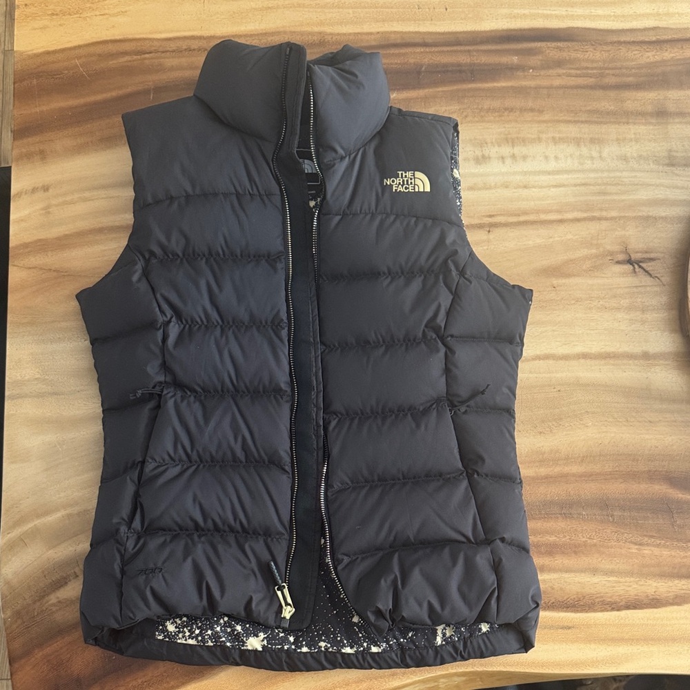 The North Face Women's black Puffer Vest